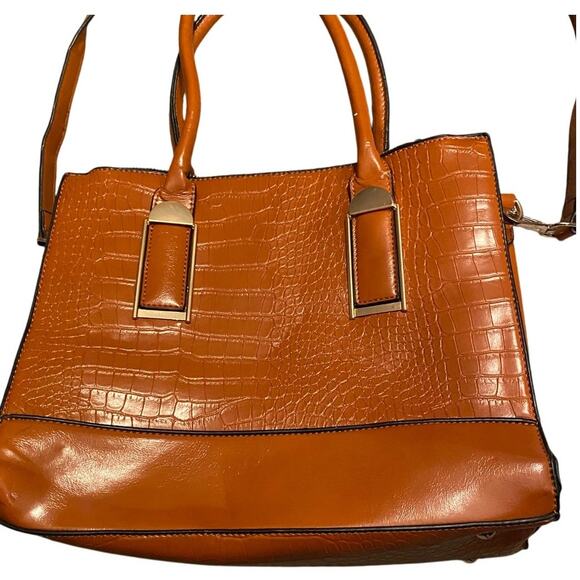 Women’s Size L 8-Piece Clothing Collection – Mix & Match Everyday Outfits - Picture 9 of 14